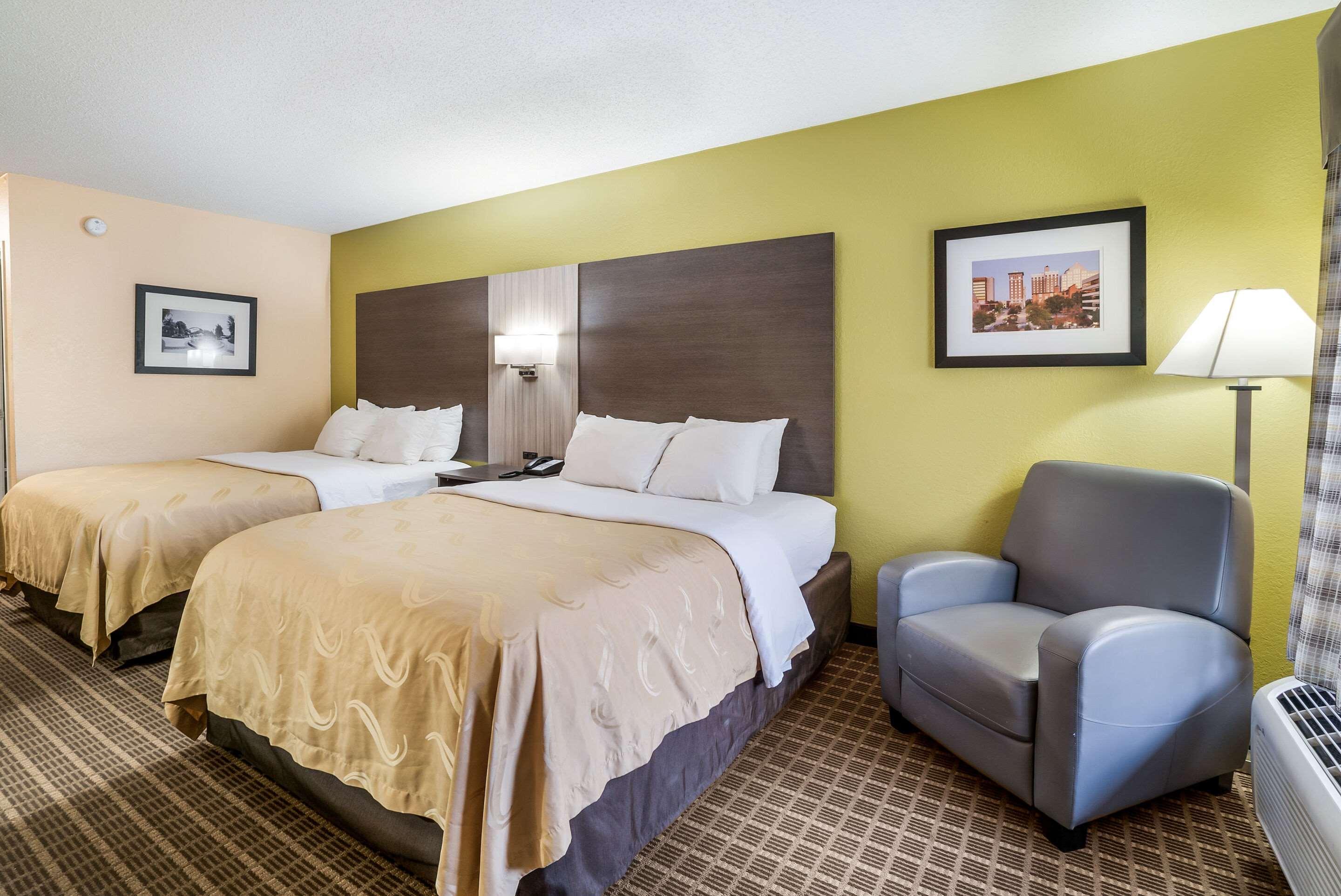 Quality Inn Гріер Екстер'єр фото