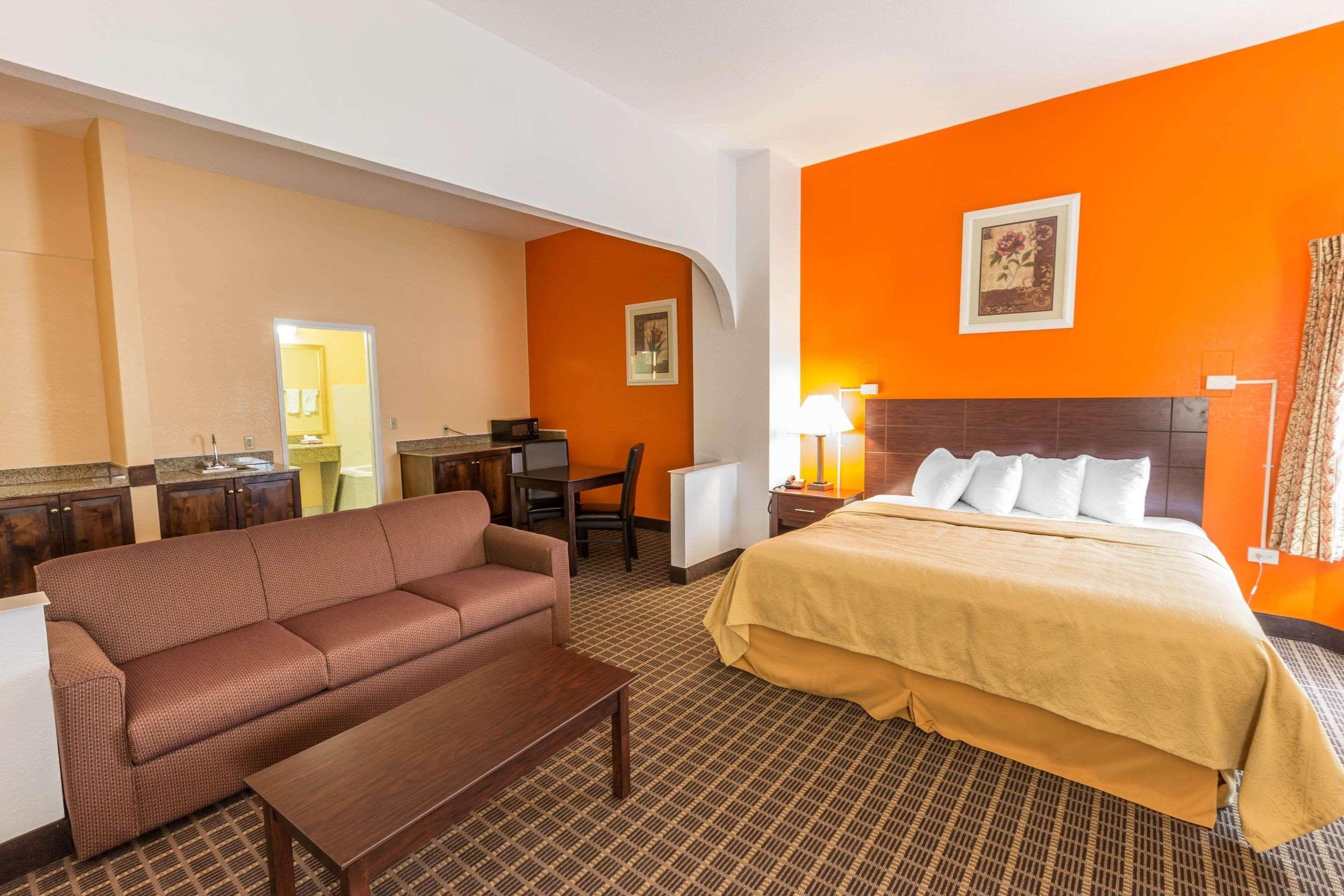 Quality Inn Гріер Екстер'єр фото