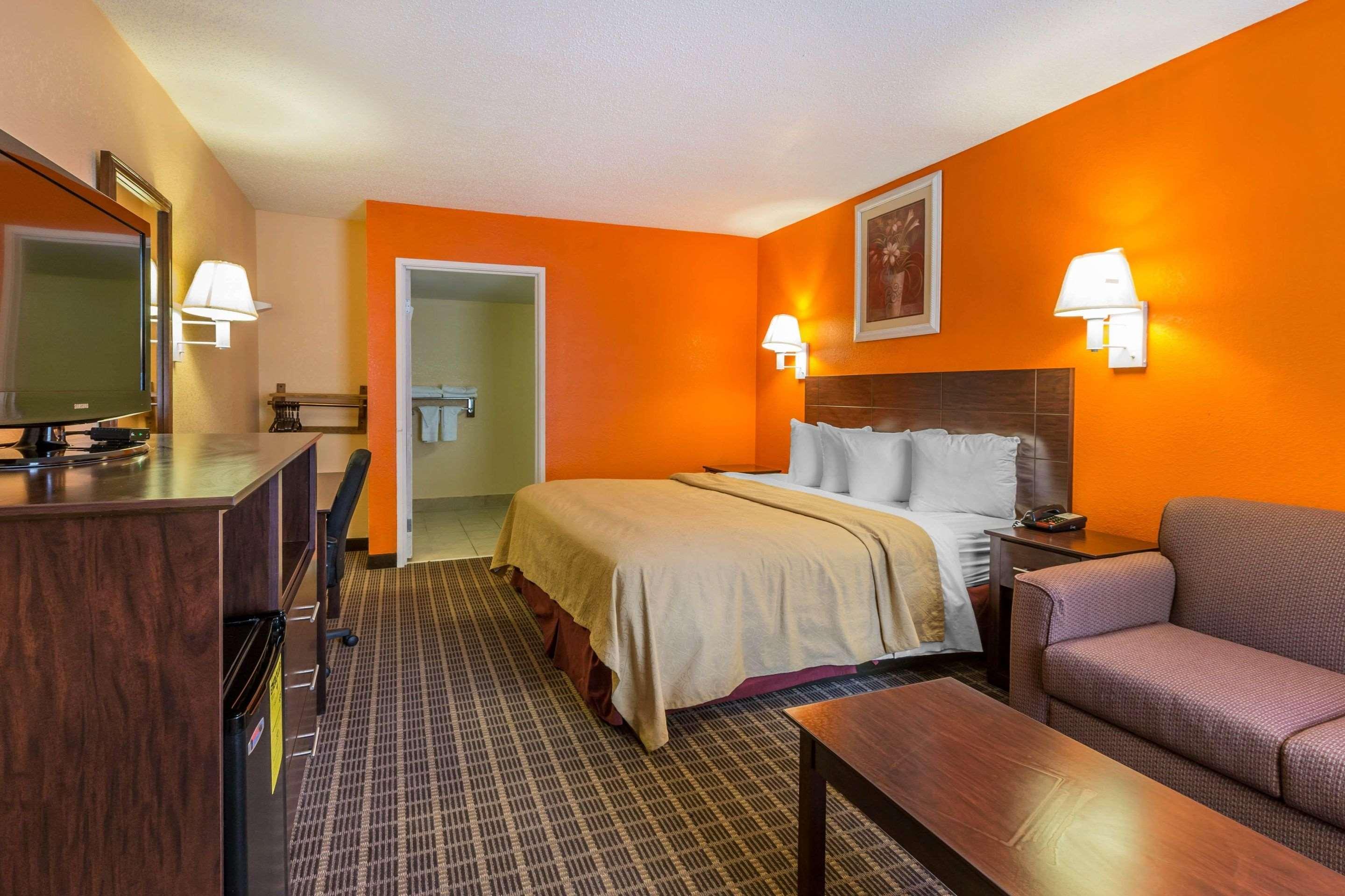 Quality Inn Гріер Екстер'єр фото