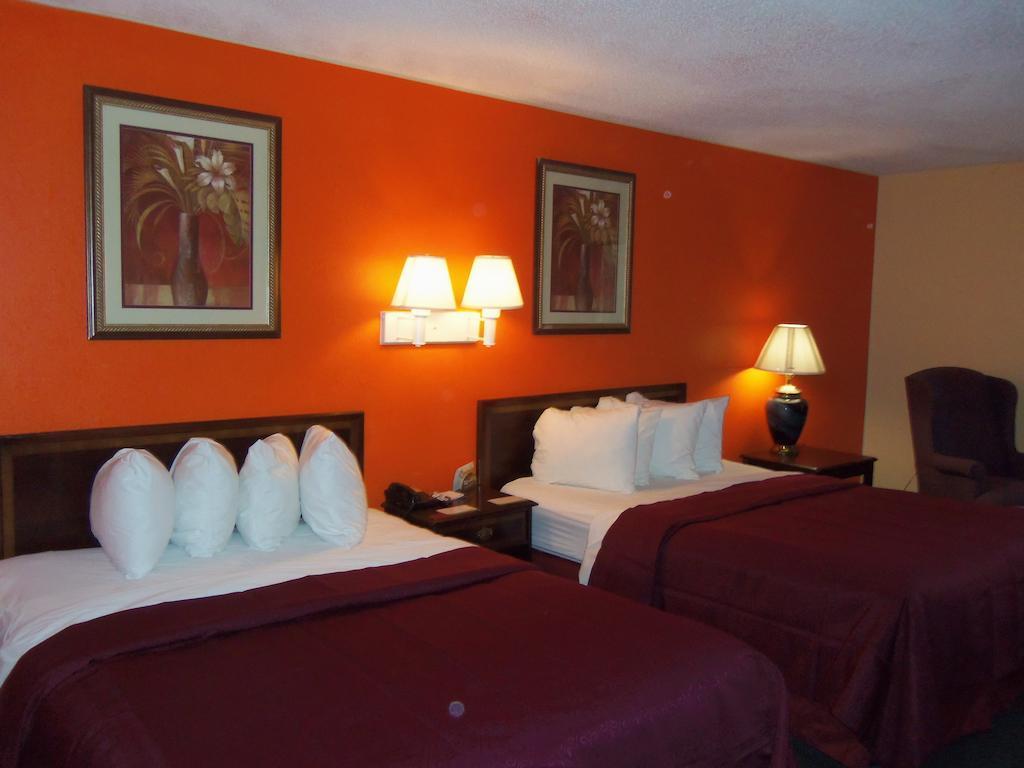 Quality Inn Гріер Екстер'єр фото