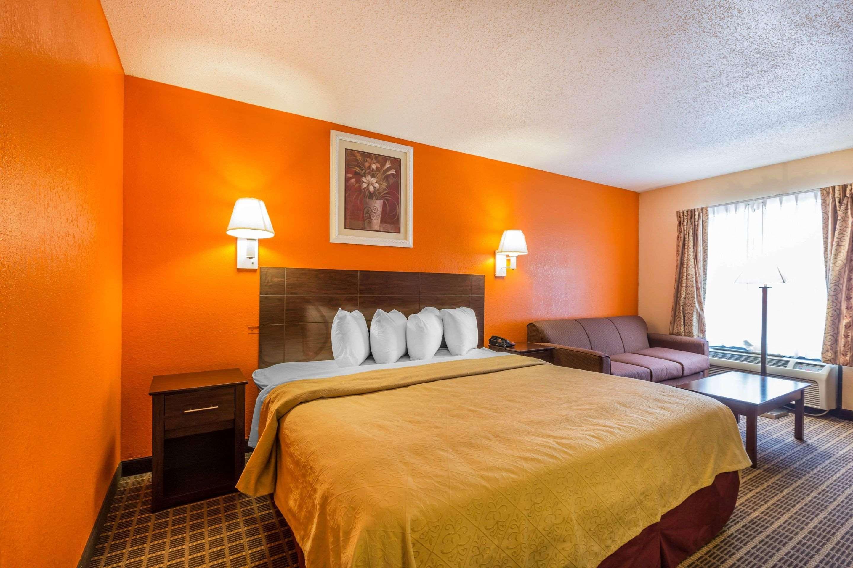 Quality Inn Гріер Екстер'єр фото